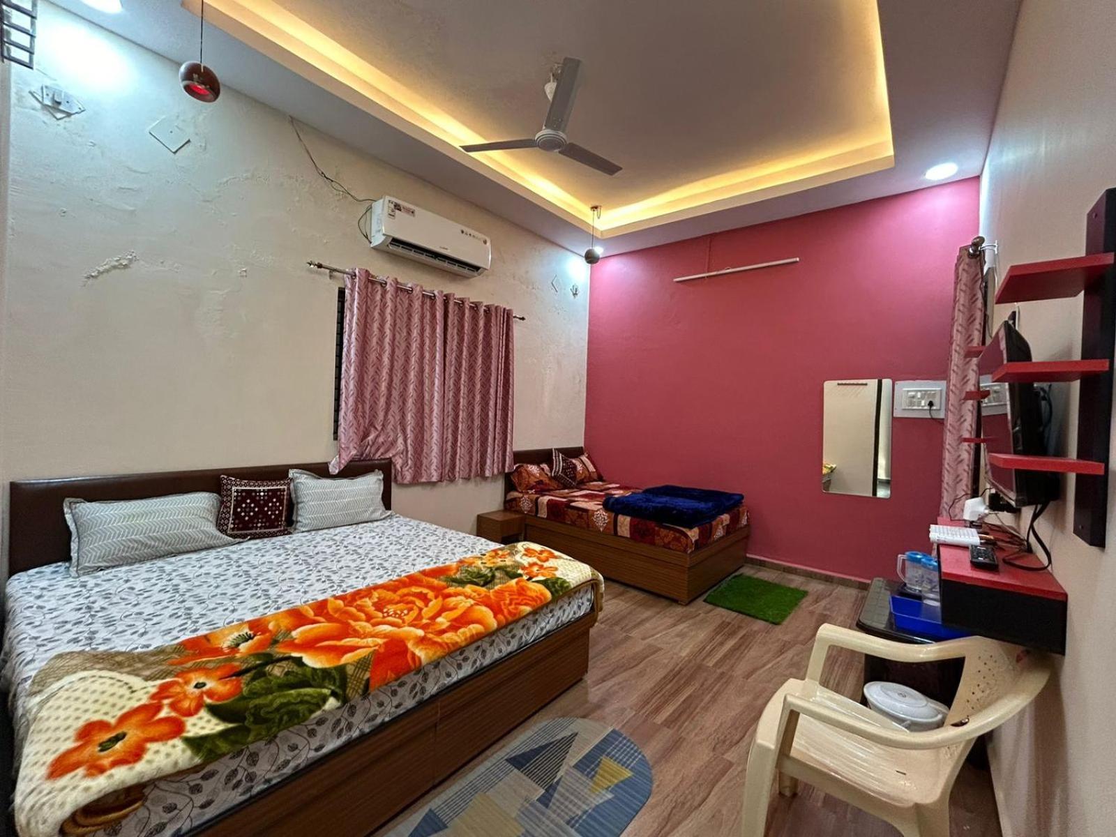 Bed and Breakfast Aashirwad Residency à Ujjain Chambre photo