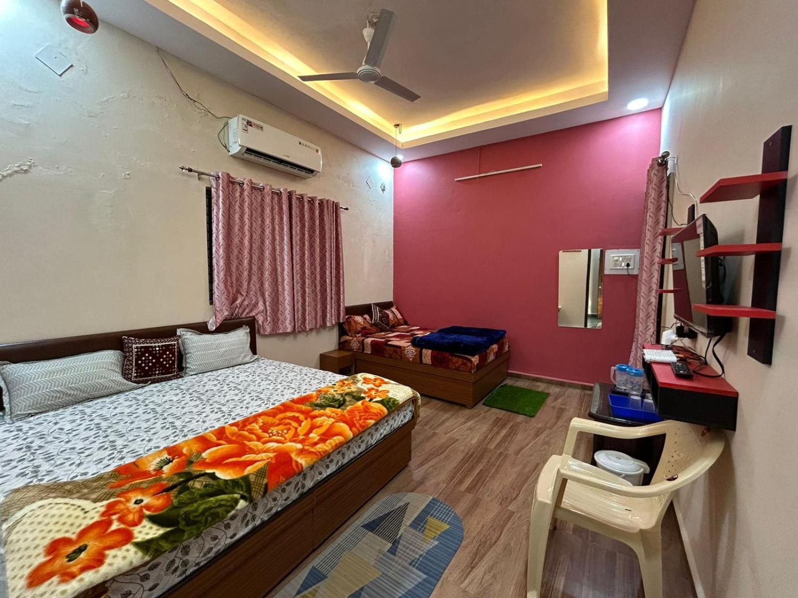 Bed and Breakfast Aashirwad Residency à Ujjain Chambre photo