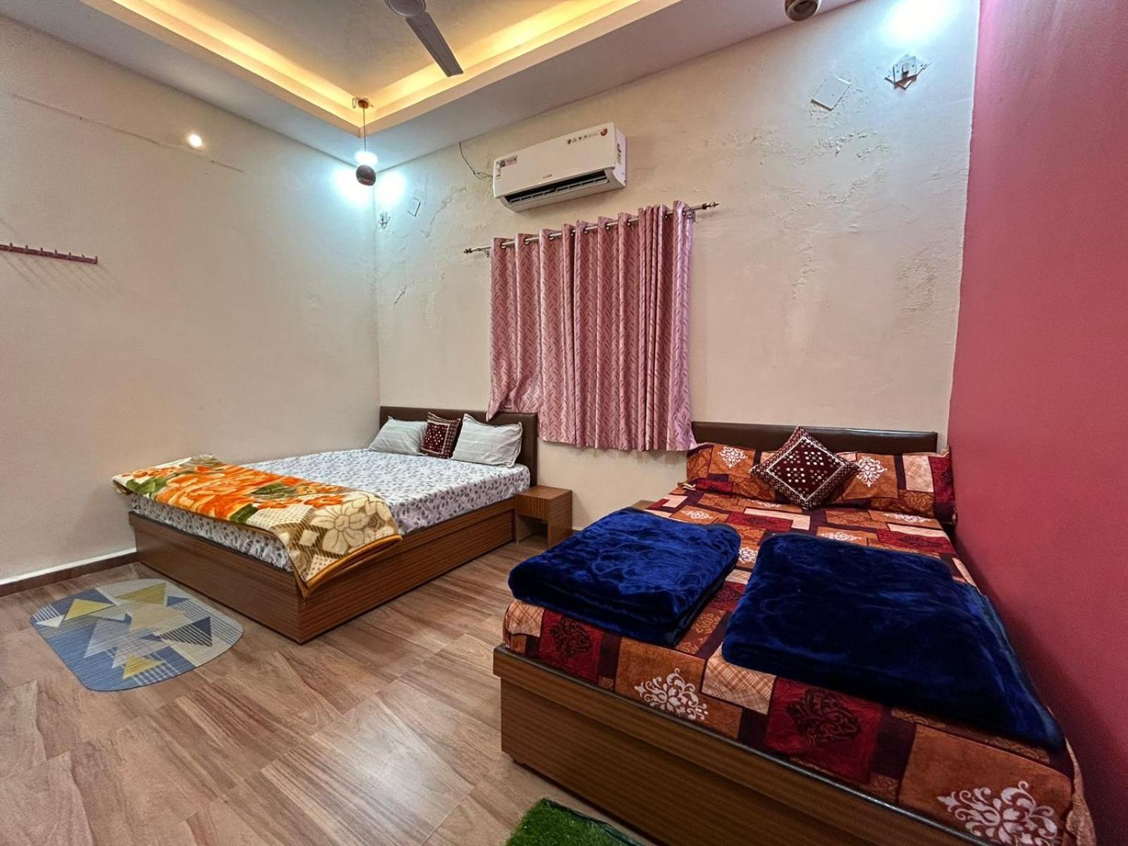 Bed and Breakfast Aashirwad Residency à Ujjain Chambre photo